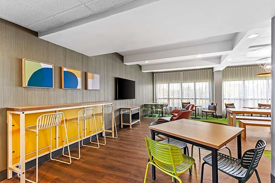 Spark by Hilton Bardstown