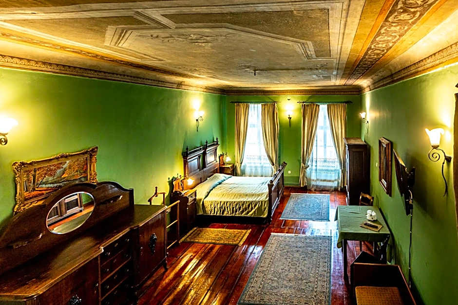 Photo 1 of 10 of Triple Room