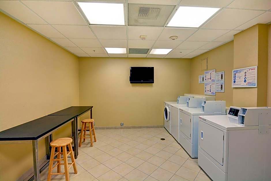 Embassy Suites By Hilton Valencia