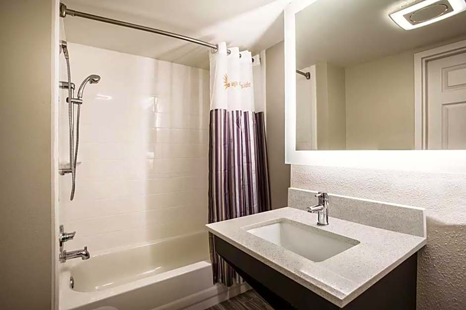 Comfort Inn & Suites Clearwater South - Pinellas Park