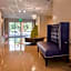 Days Inn & Suites by Wyndham Bonita Springs North Naples