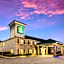 Quality Inn & Suites Hendersonville - Flat Rock