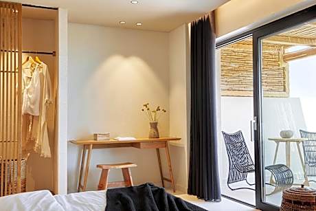 Superior Room with Sea View & Jacuzzi