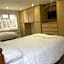 The London En-Suite