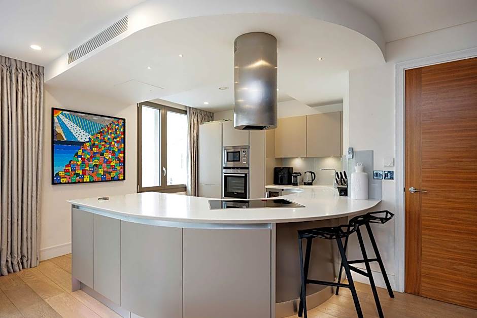 Veeve - Westbourne Curve