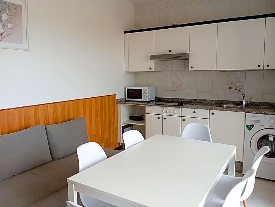 Apartamentos Revo Salinas 3000