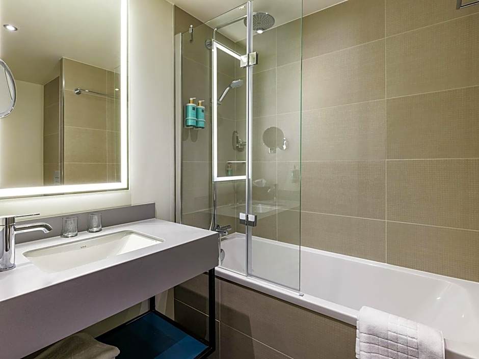 Novotel Liverpool Paddington Village