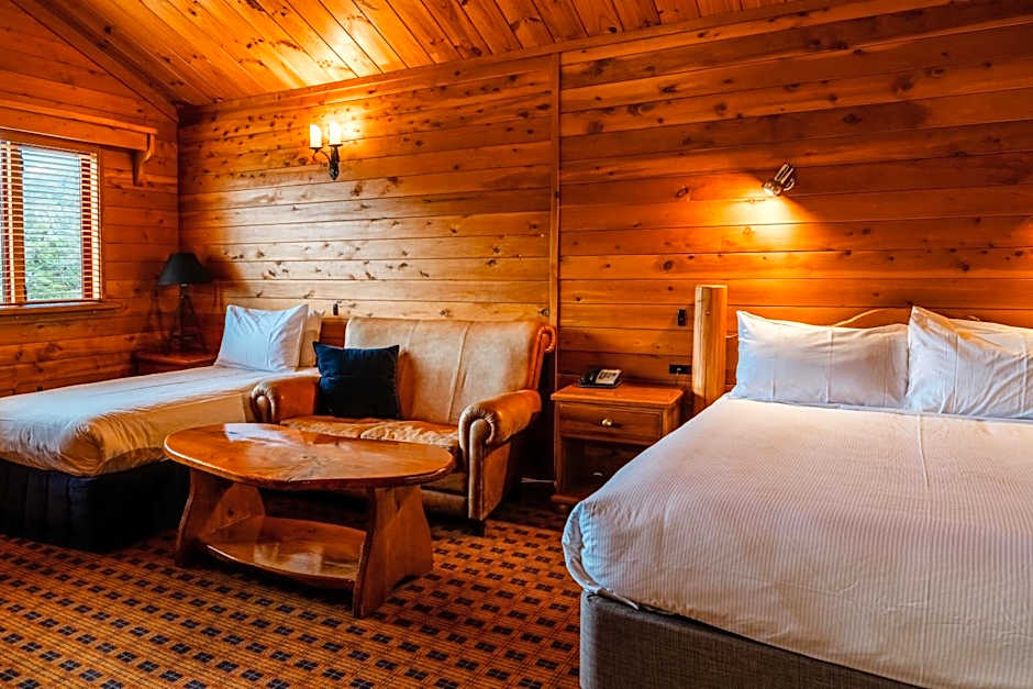 The Powderhorn Chateau