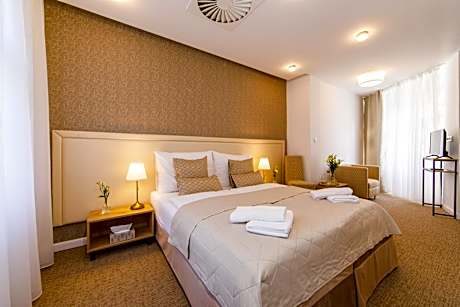 SUPERIOR room quadruple use