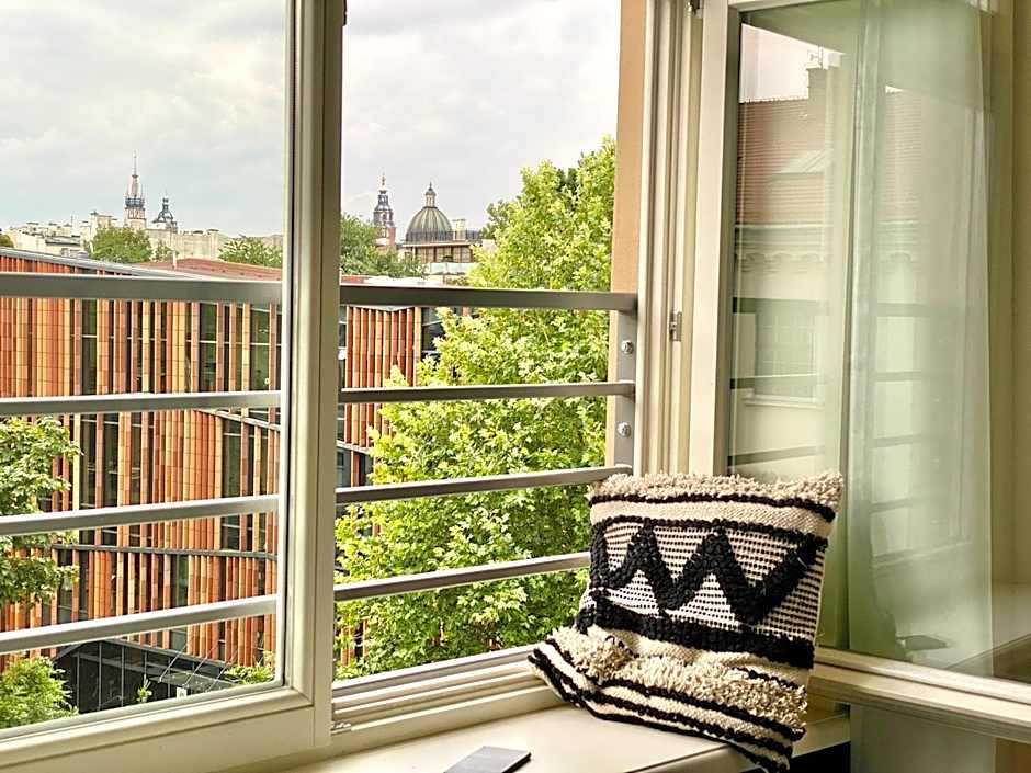 H11 Aparthotel