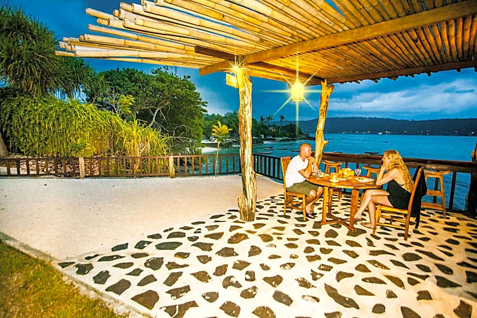 Dini D'Nusa Lembongan