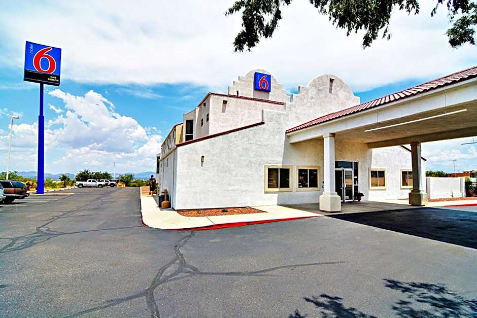 Motel 6-Benson, AZ