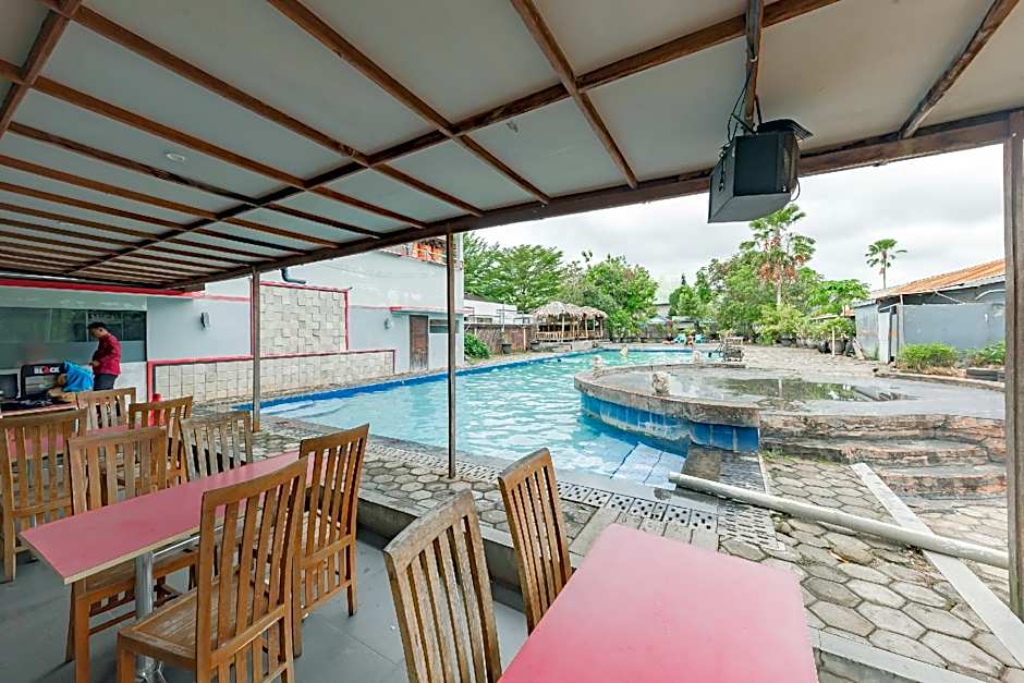 Urbanview Hotel Onyx Ketapang by RedDoorz