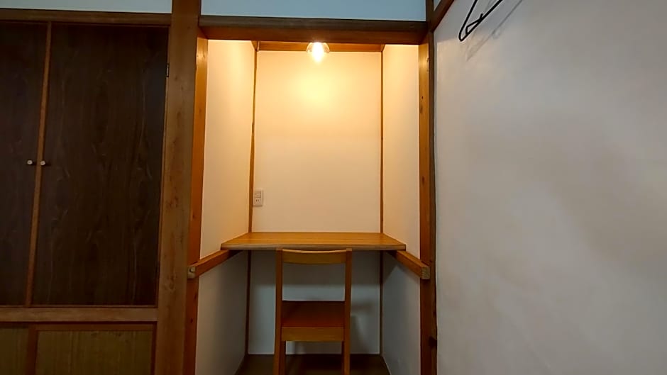 tonari