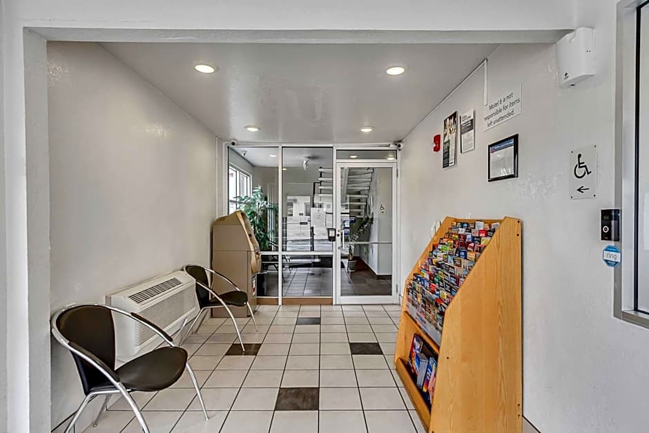 Motel 6 Ogden, UT- Downtown