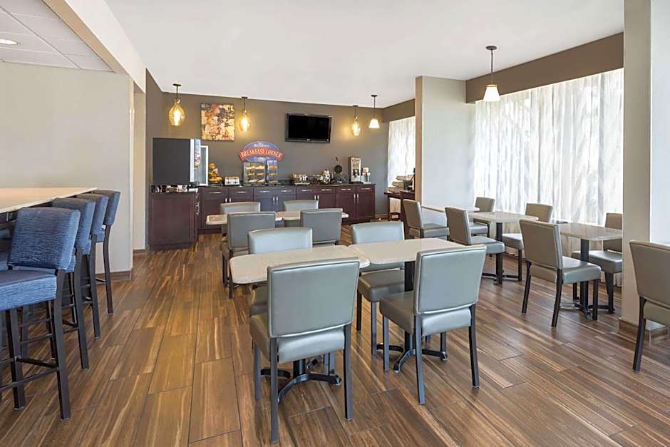 Baymont by Wyndham Rocky Mount I-95