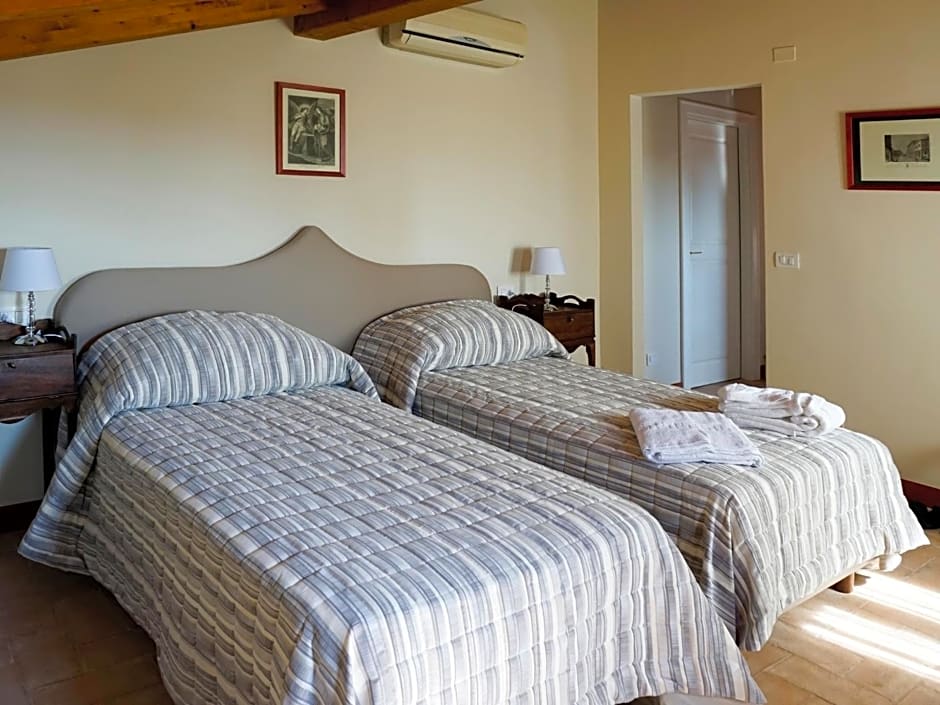 Casa Isolani Charms Rooms Santo Stefano