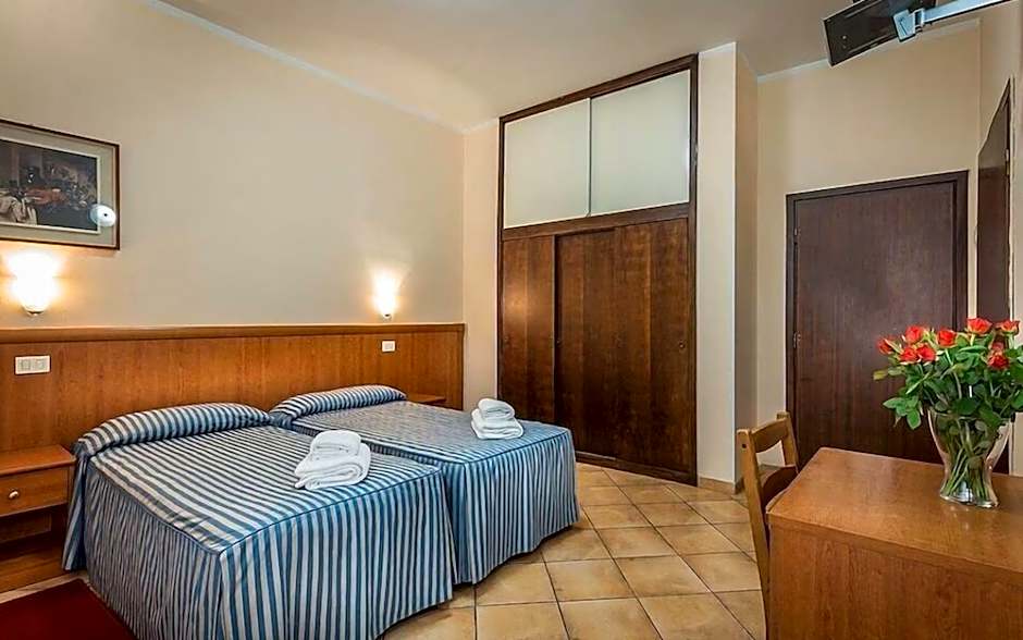 Photo 1 of 1 of Classic 2 Beds