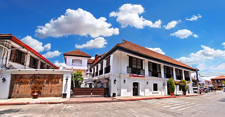 Vigan Plaza Hotel