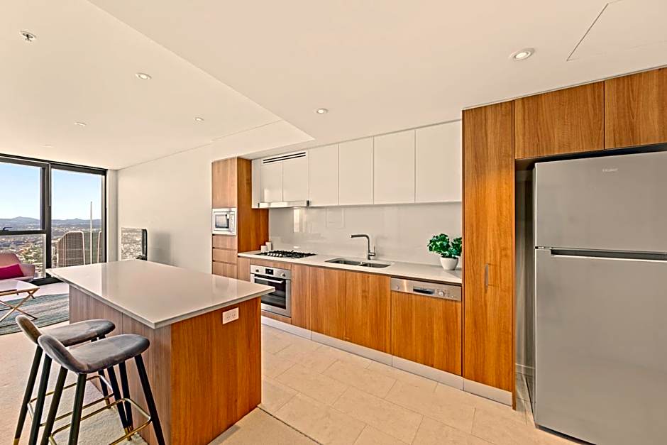 Brisbane Skytower by CLLIX