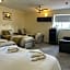 Halfway House Inn Country Lodge