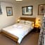 Oakwood Bed and Breakfast Heathrow