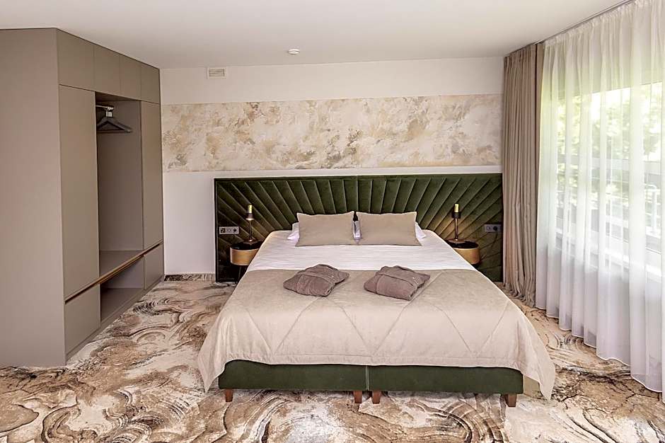 Photo 1 of 10 of Superior Suite