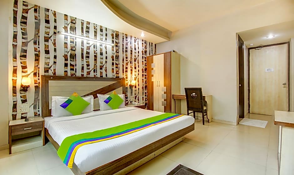 Treebo Rockwell Plaza