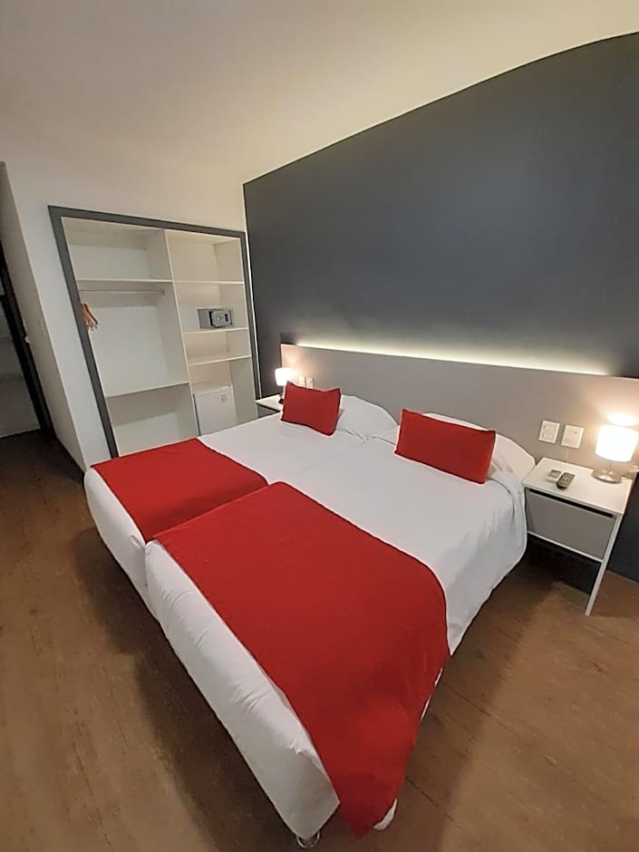 Oxford Hotel