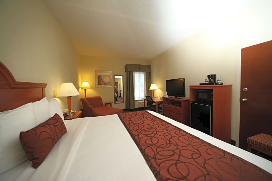 Best Western Plus Edison Inn