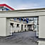 Urbanview Hotel MM Indramayu by RedDoorz