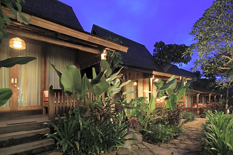 Taulan Villa by Social Hideout
