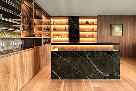 Master King Suite