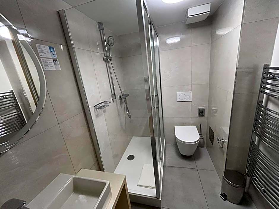 The Golden Wheel Boutique Hotel