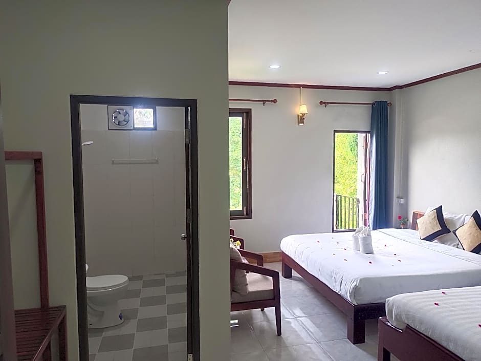 Vangvieng Dokchampa Resort