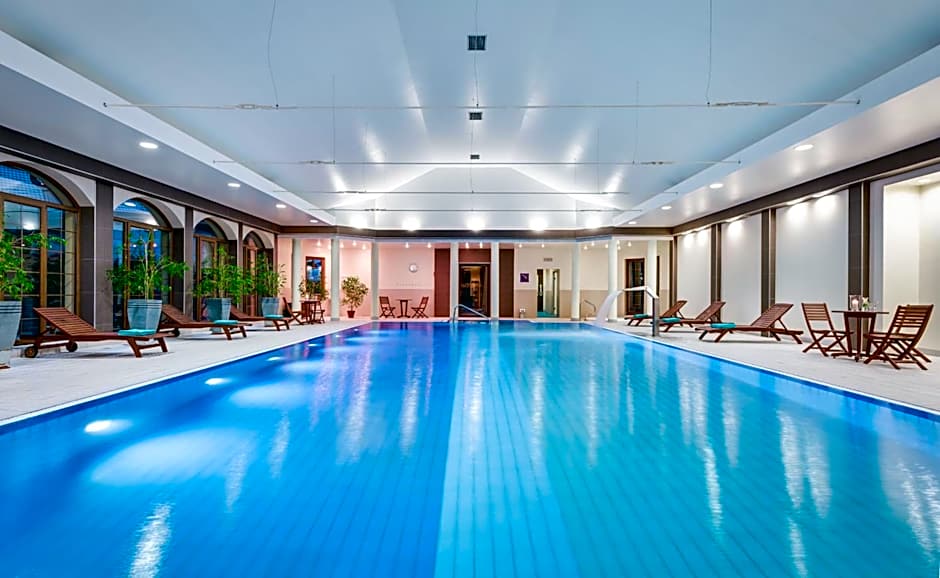 Hotel Konradówka Wellness & SPA - 300 metrów do centrum