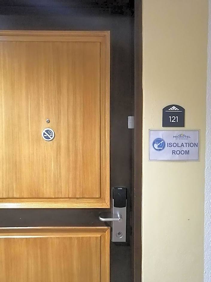 Microtel by Wyndham Batangas