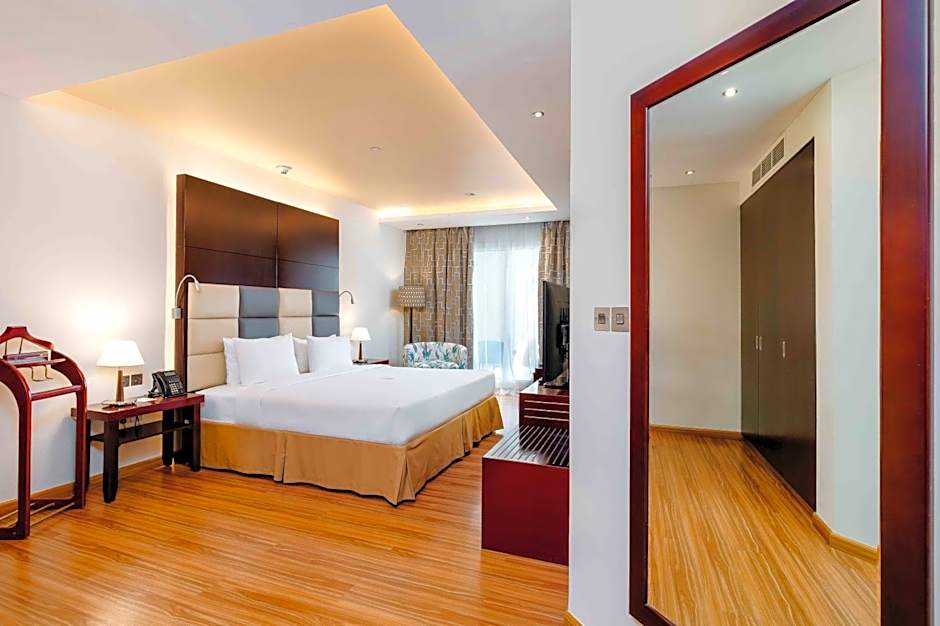 Photo 1 of 10 of Premium Suite