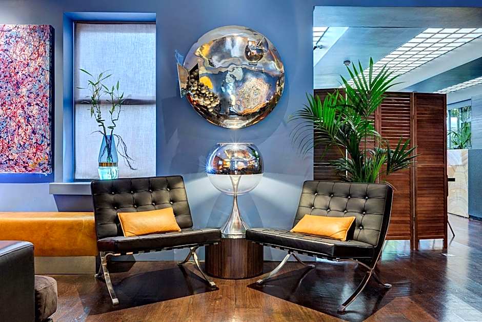 Hotel 55