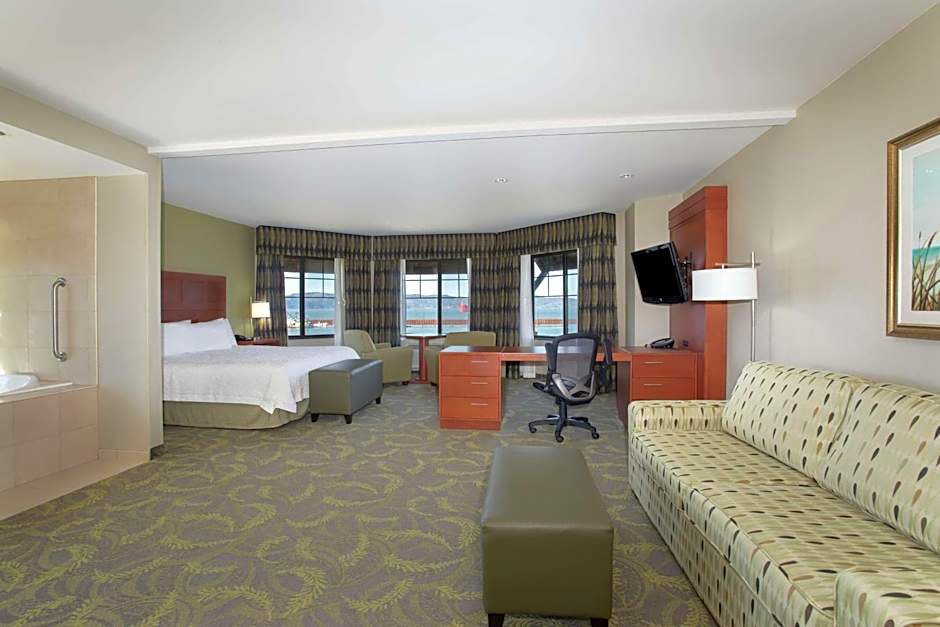 Hampton Inn By Hilton & Suites Astoria, Or