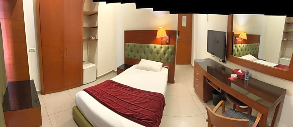 Duroy Hotel