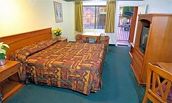 Hollywood Inn Express South