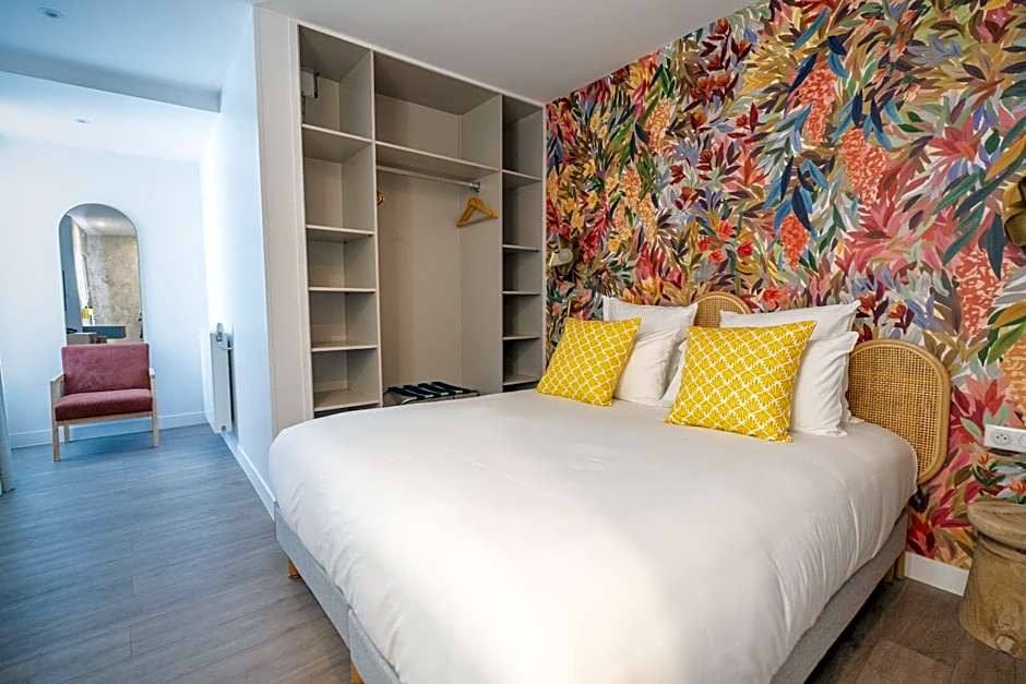 Bobo's hotel