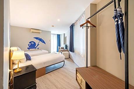 Economy Twin Room