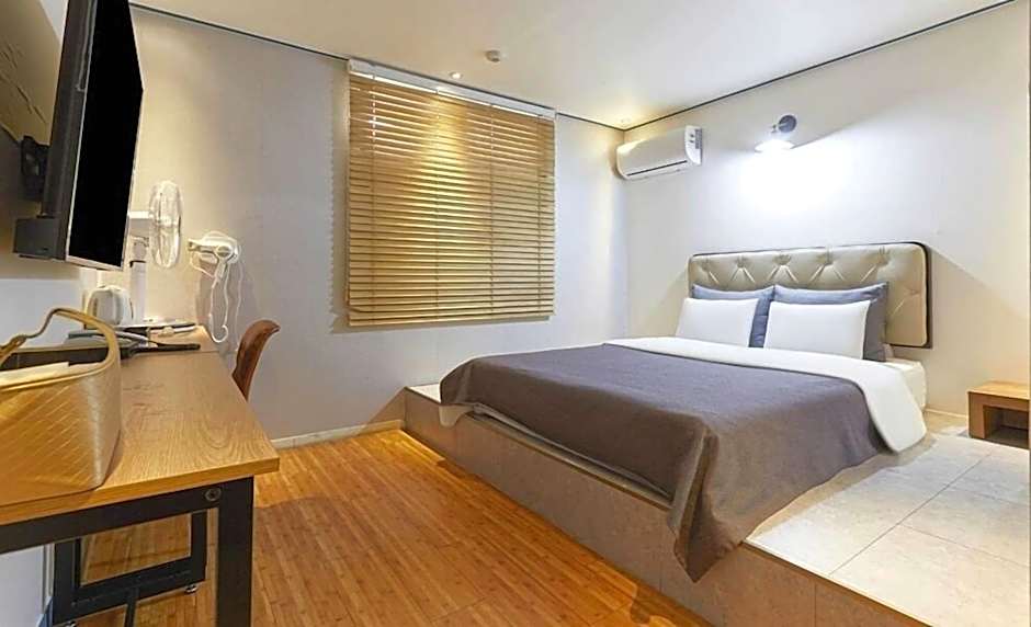 Chuncheon Urbane Hotel
