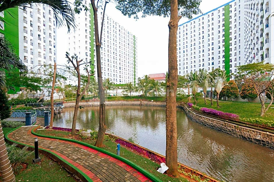 RedLiving Apartemen Green Lake View Ciputat Syafa Property Tower E