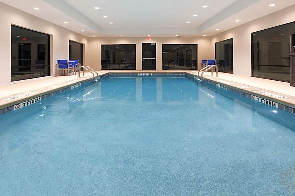 Holiday Inn Express Fayetteville By IHG