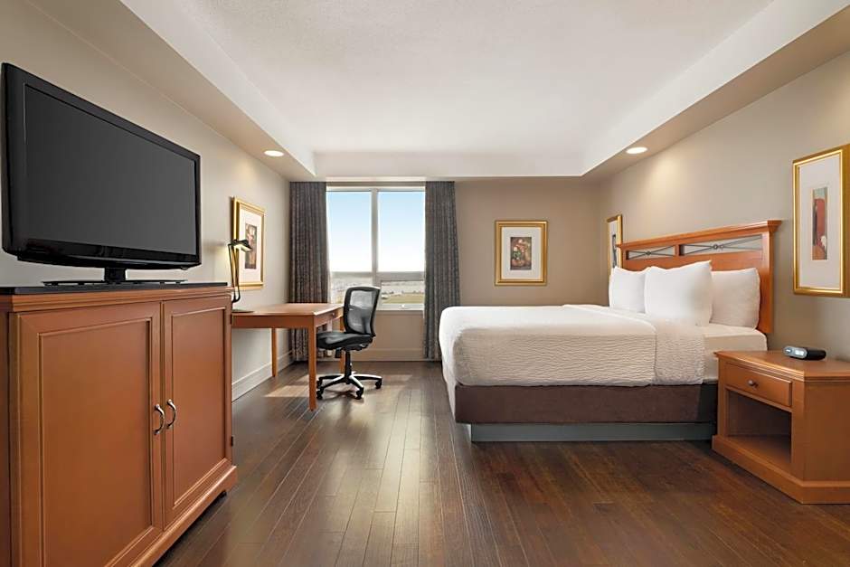 Grand Hotel & Conference Centre Calgary Airport, an Ascend Collection Hotel