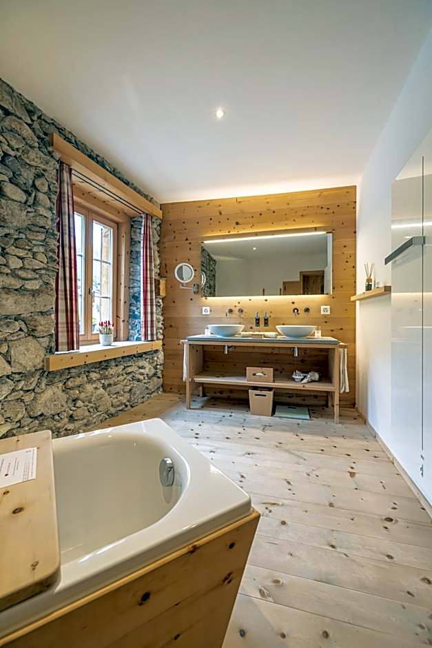 Relais & Châteaux IN LAIN Hotel Cadonau