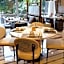Leeden Hotel